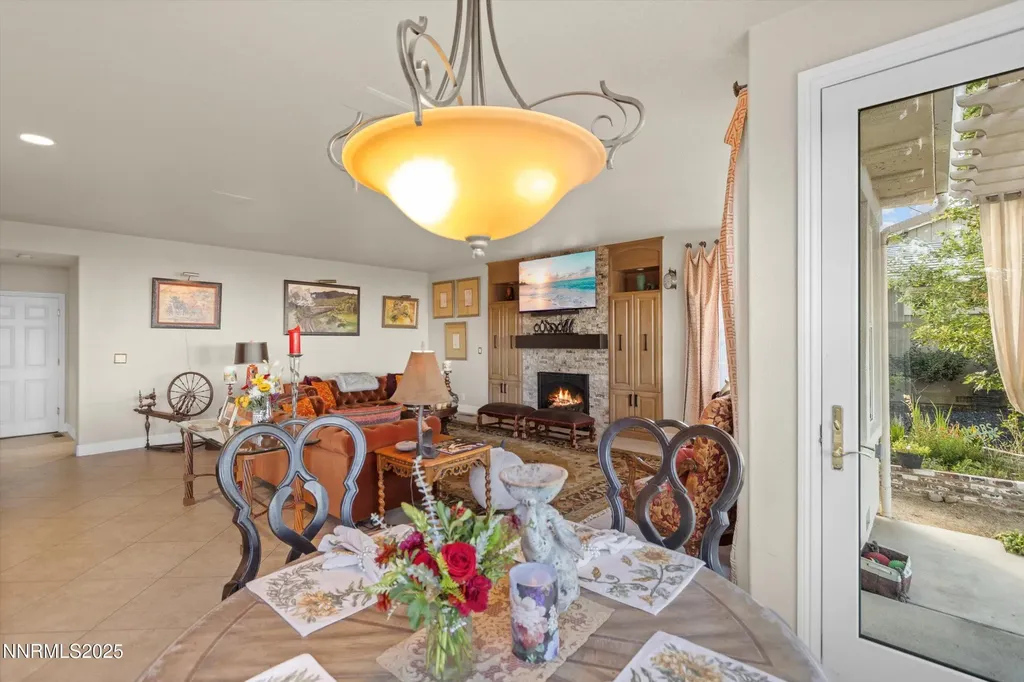 2966 Eagle Rock Reno NV 89511