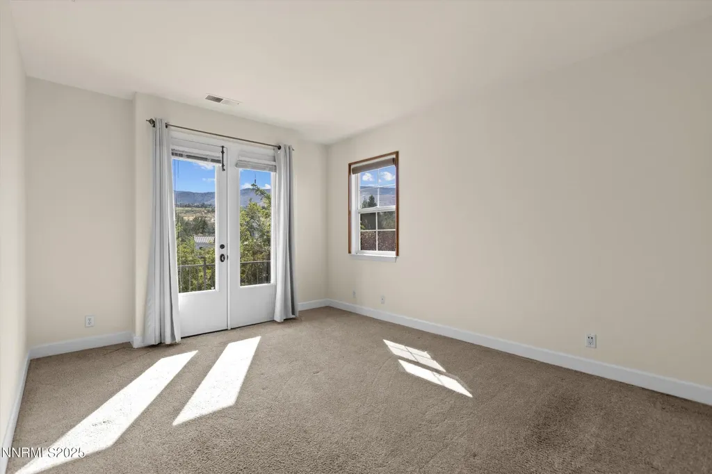 2966 Eagle Rock Reno NV 89511