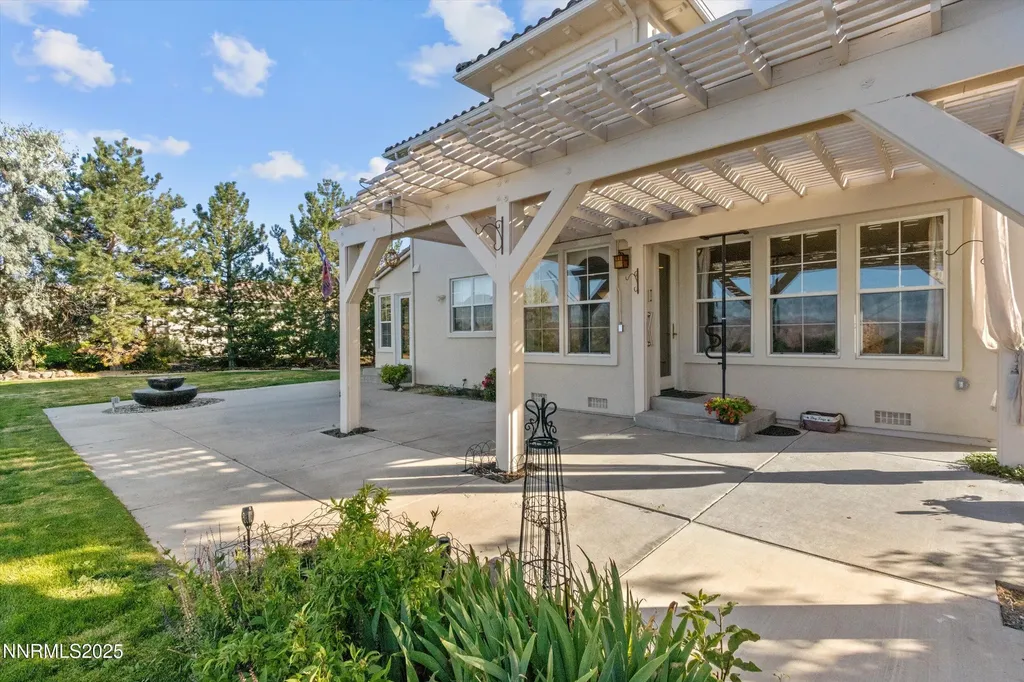 2966 Eagle Rock Reno NV 89511