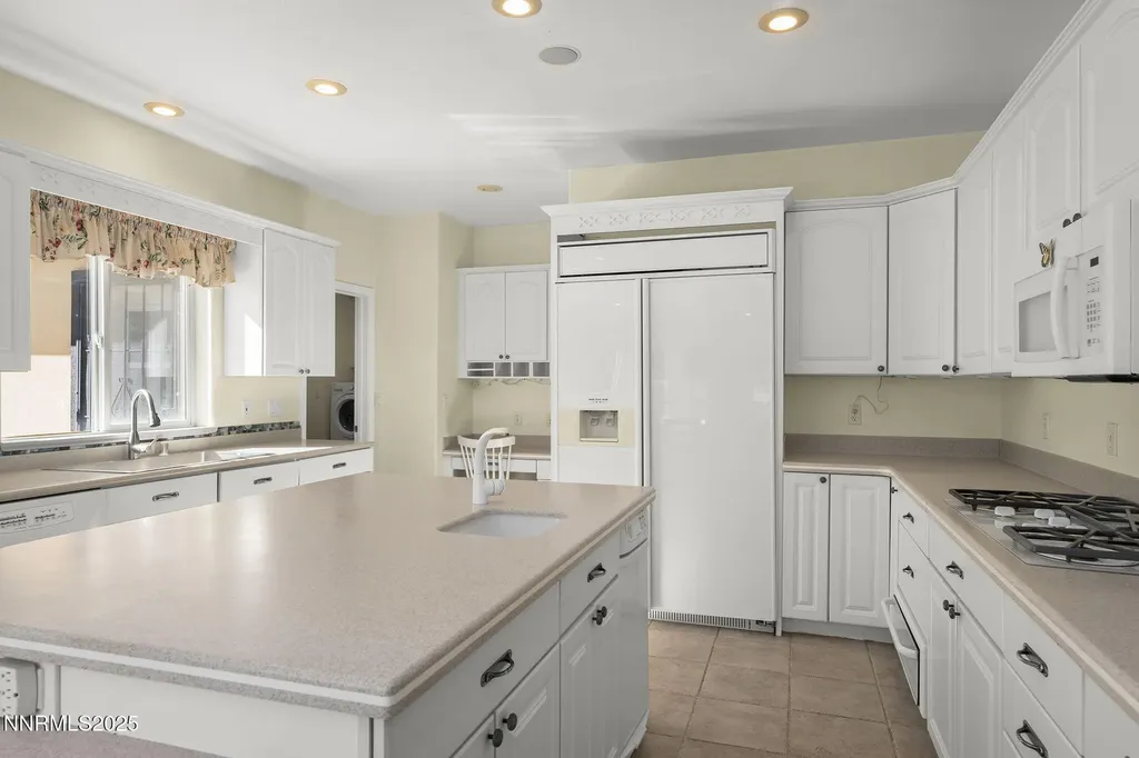5700 Twin Springs Reno NV 89510
