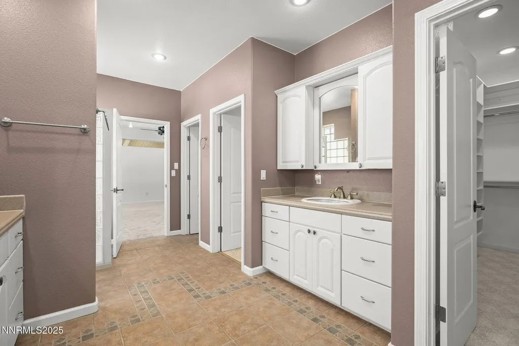 5700 Twin Springs Reno NV 89510