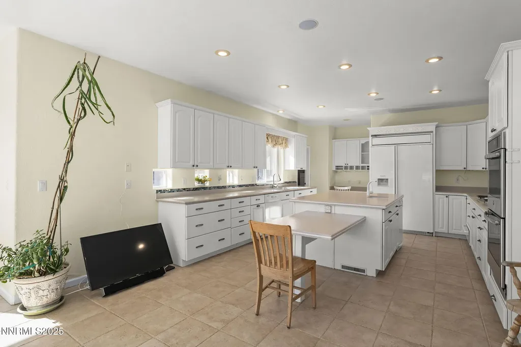 5700 Twin Springs Reno NV 89510