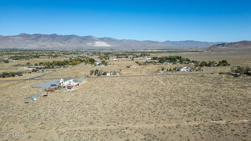 255 Como Dayton NV 89403