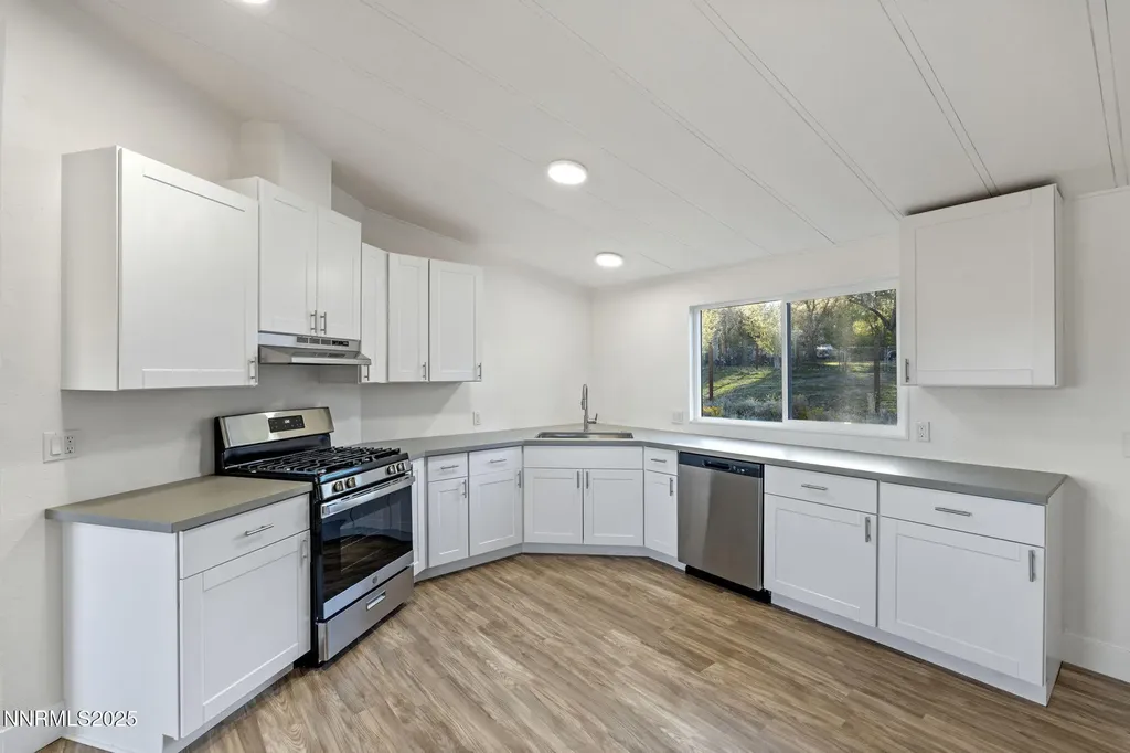 230 Medgar Reno NV 89506