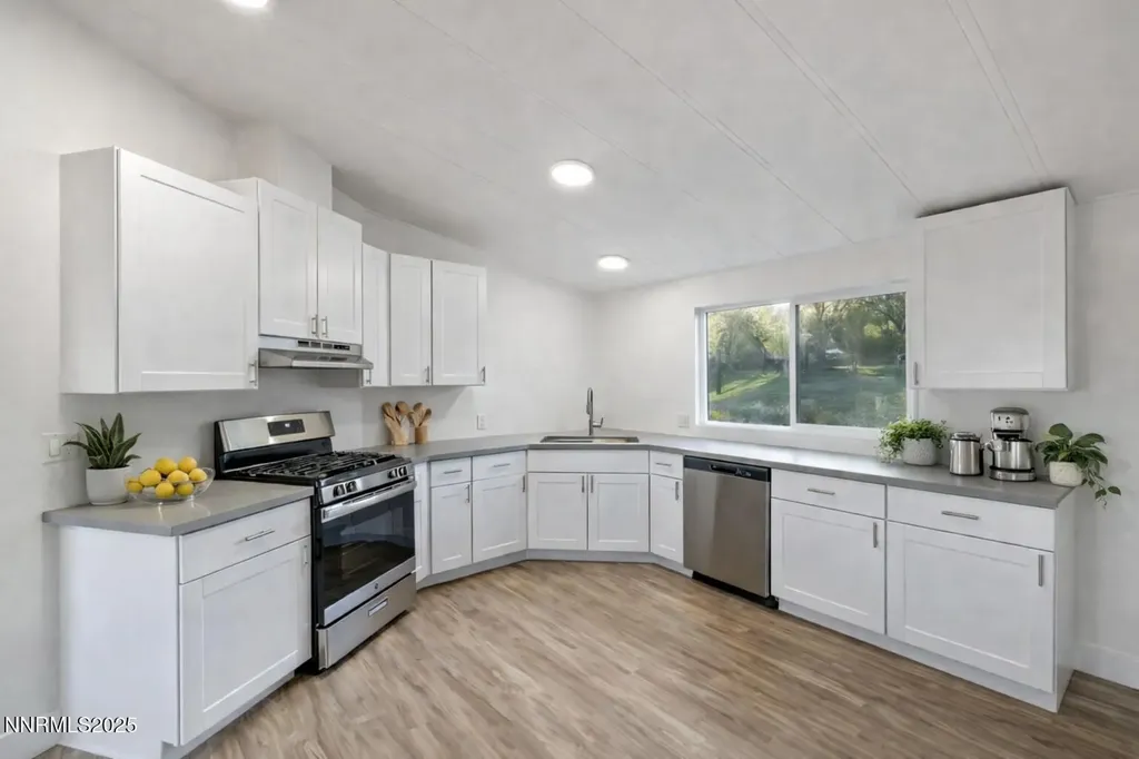 230 Medgar Reno NV 89506