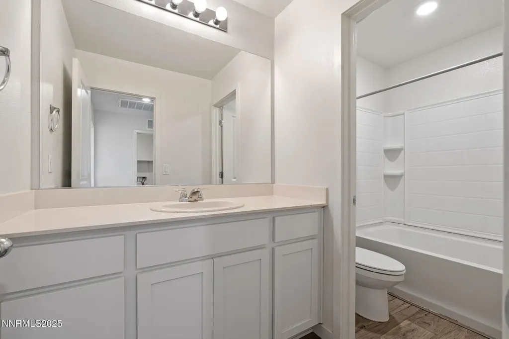 8791 Portia Reno NV 89506