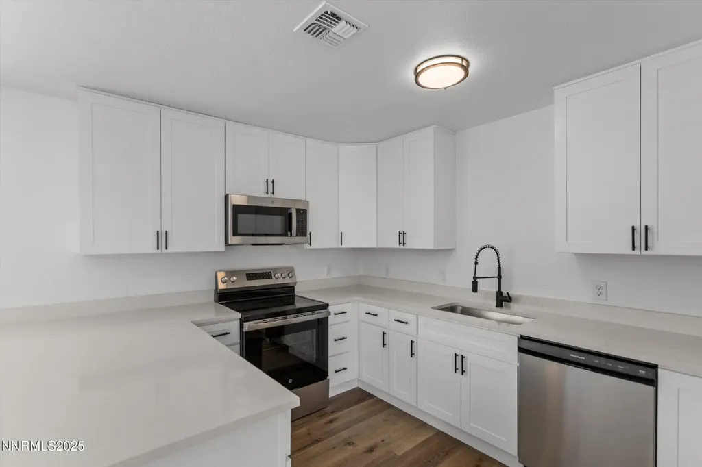 15205 Red Rock Reno NV 89508