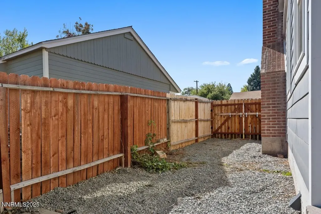 820 Stoker Reno NV 89503