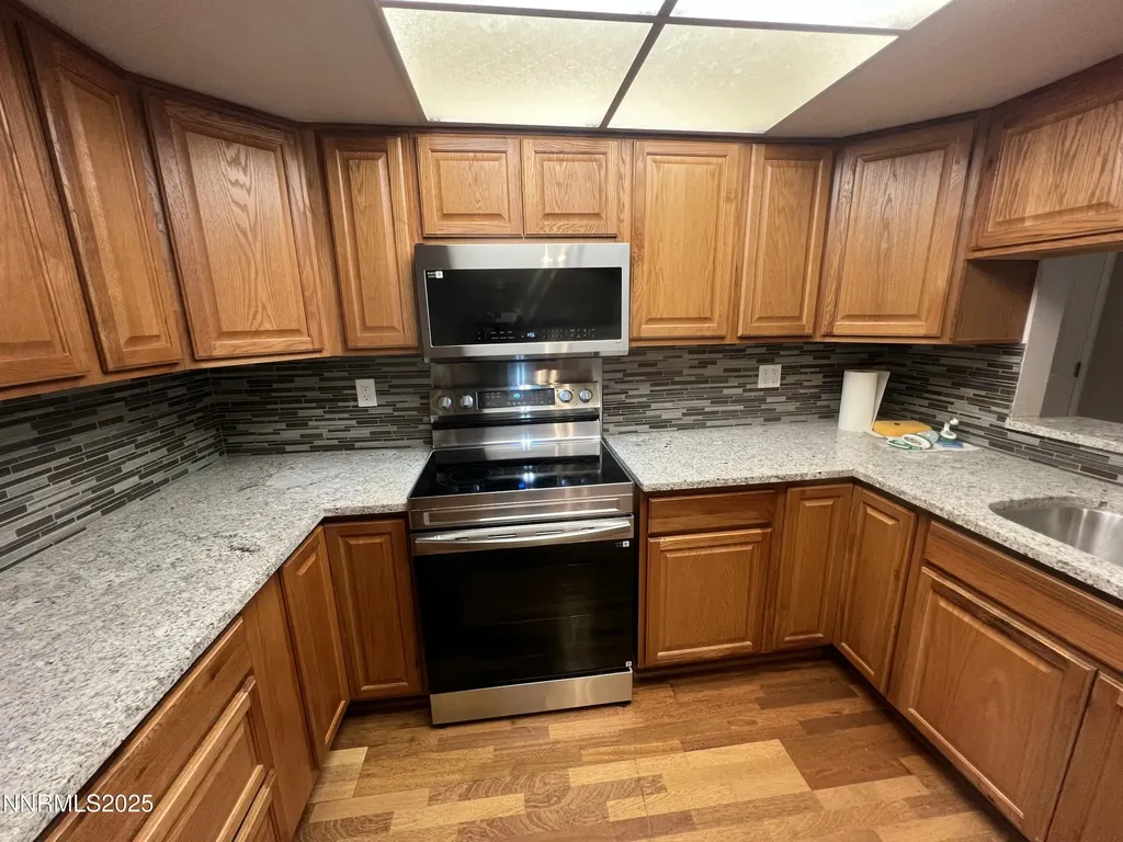 3095 Lakeside Reno NV 89509