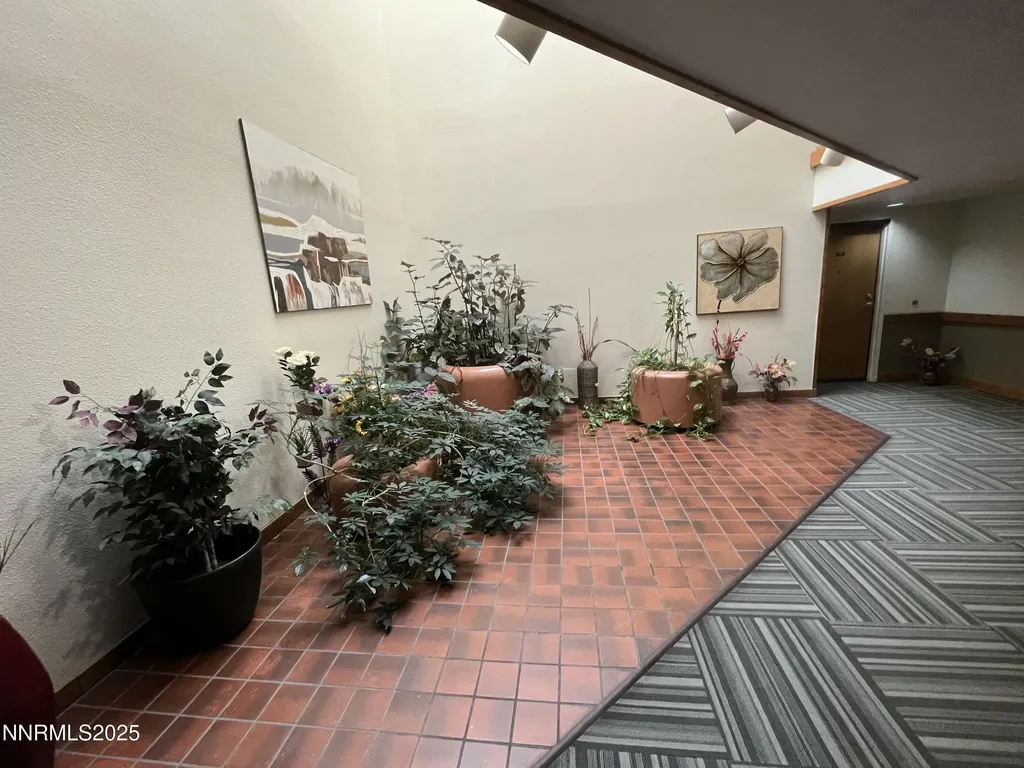 3095 Lakeside Reno NV 89509