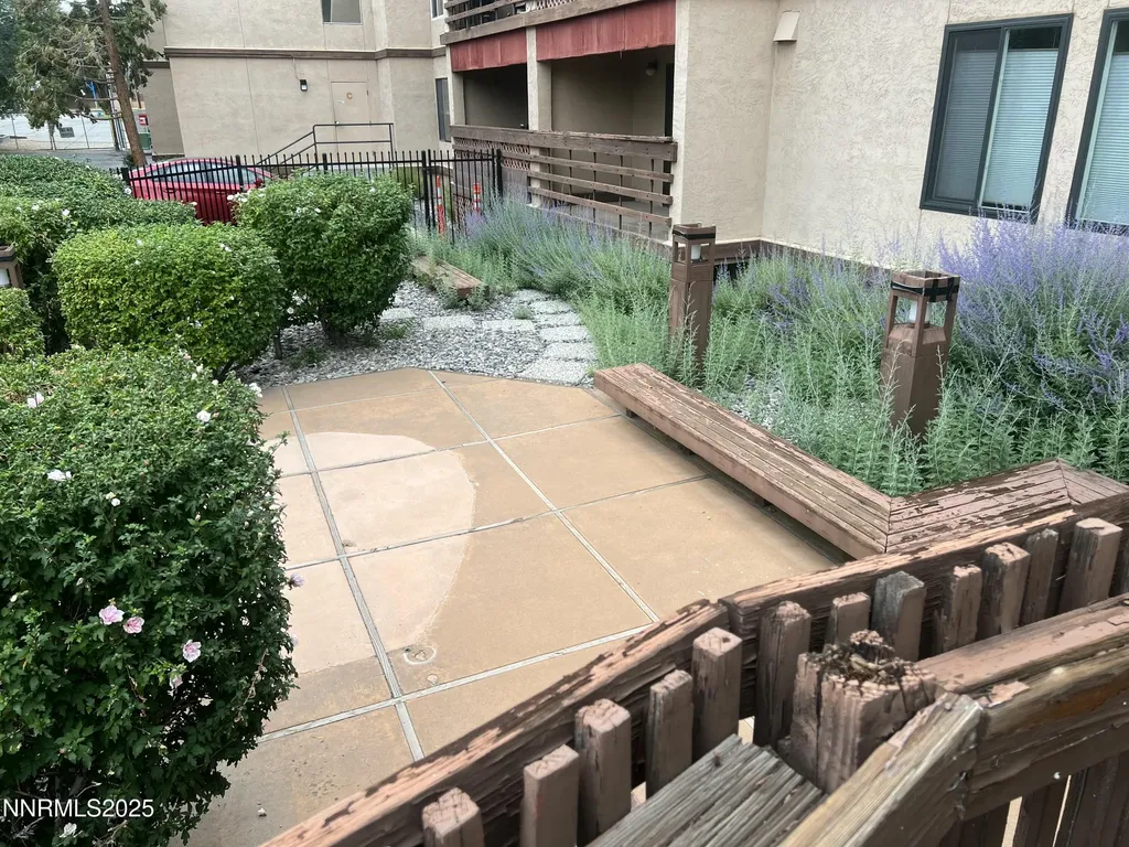 3095 Lakeside Reno NV 89509