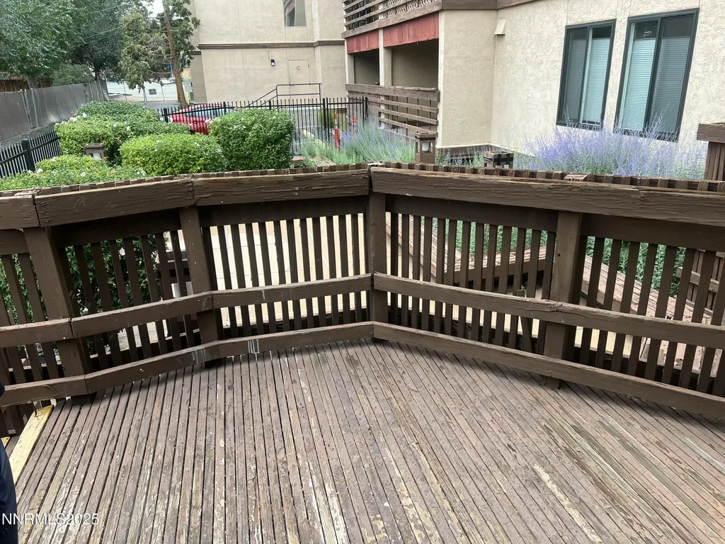 3095 Lakeside Reno NV 89509