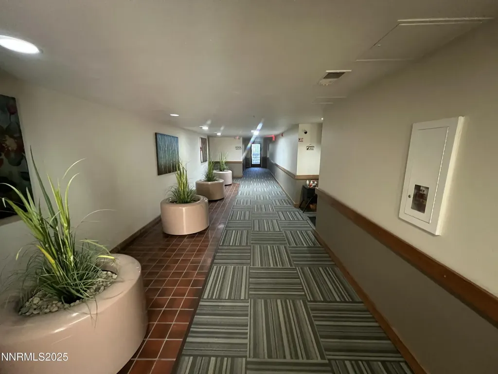 3095 Lakeside Reno NV 89509