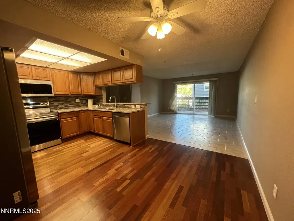 3095 Lakeside Reno NV 89509