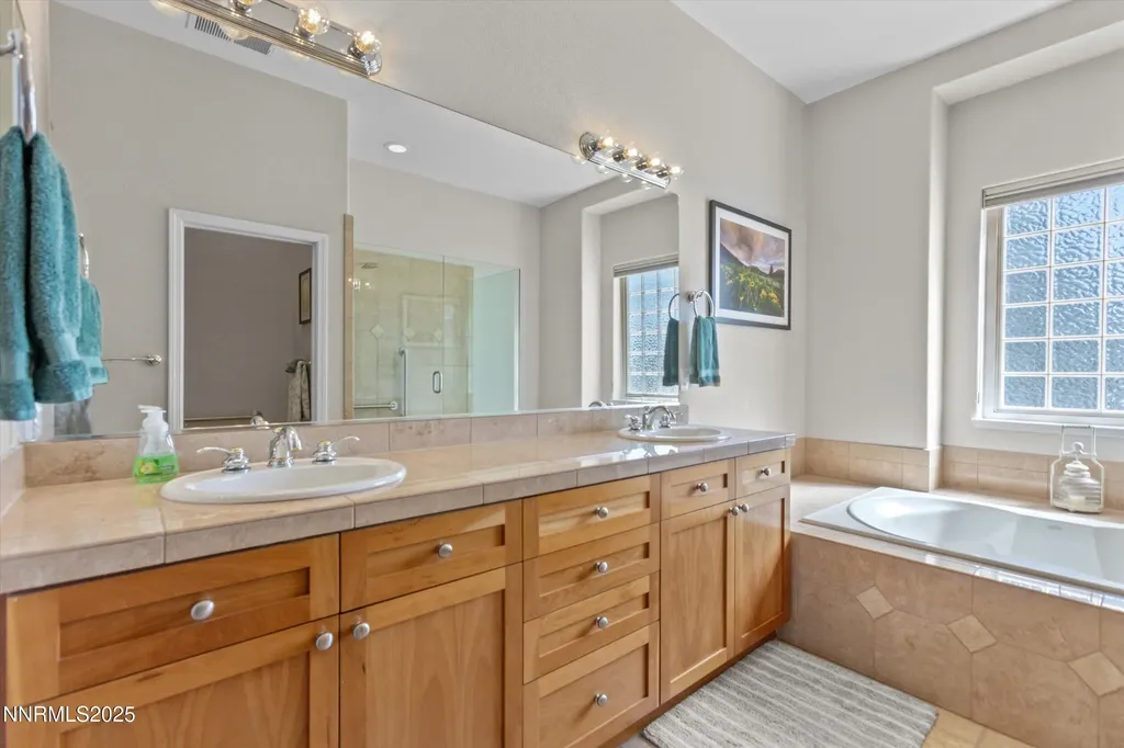 4450 Desert Vista Sparks NV 89436