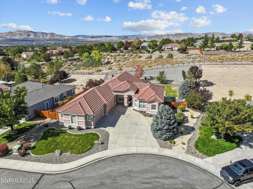4450 Desert Vista Sparks NV 89436