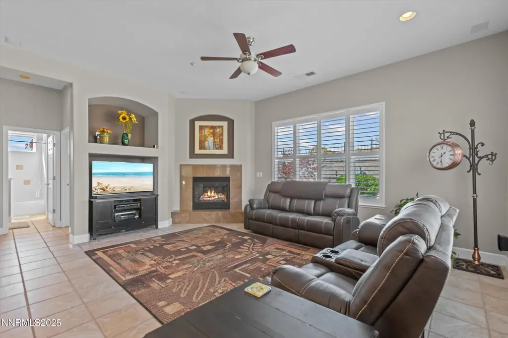 4450 Desert Vista Sparks NV 89436