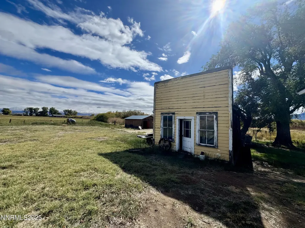 911 Waterloo Gardnerville NV 89460