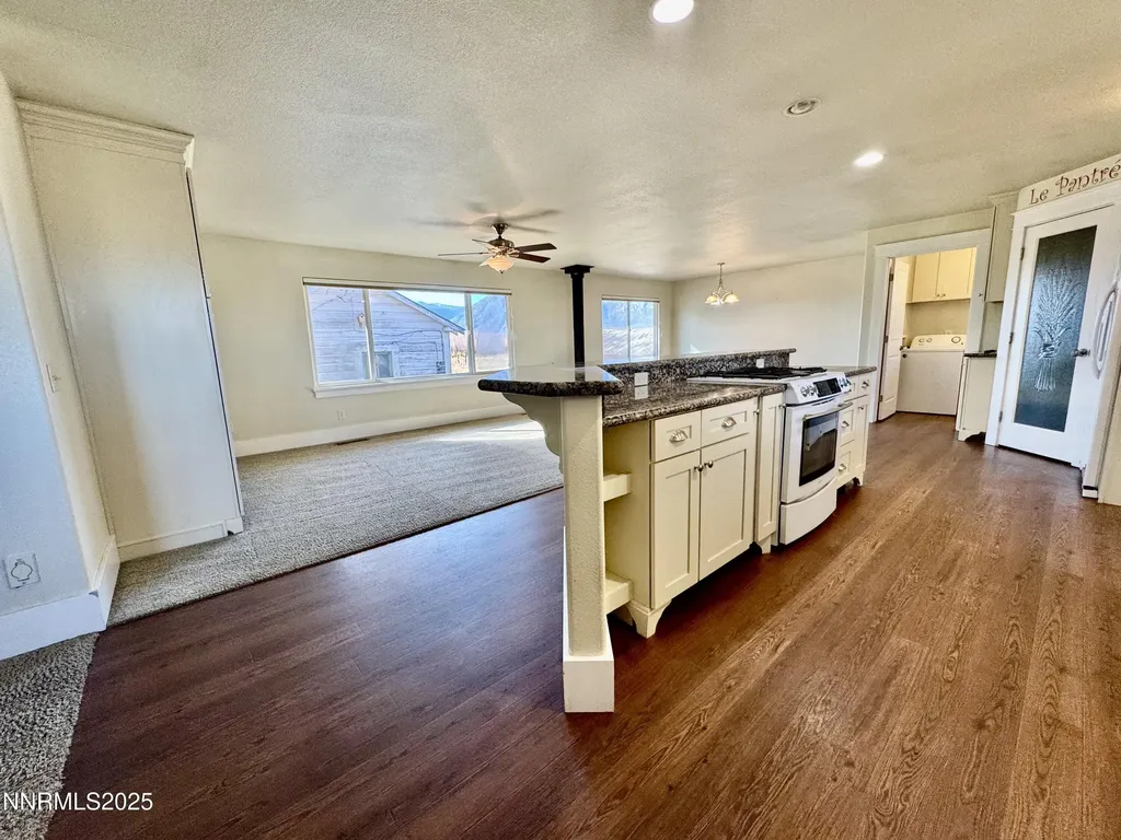 911 Waterloo Gardnerville NV 89460