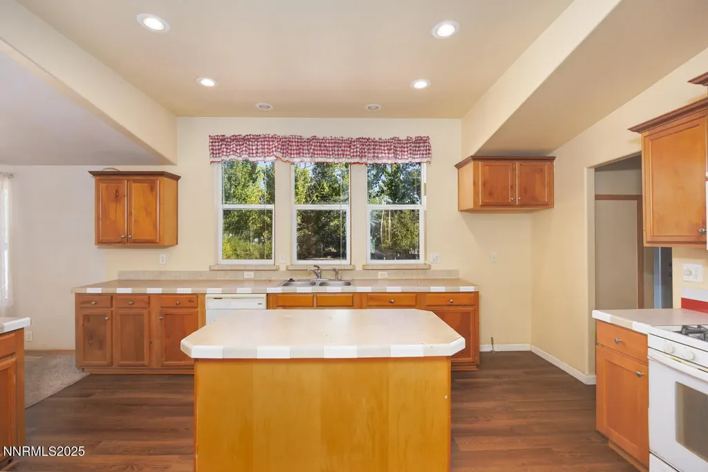 1480 River View Fallon NV 89406