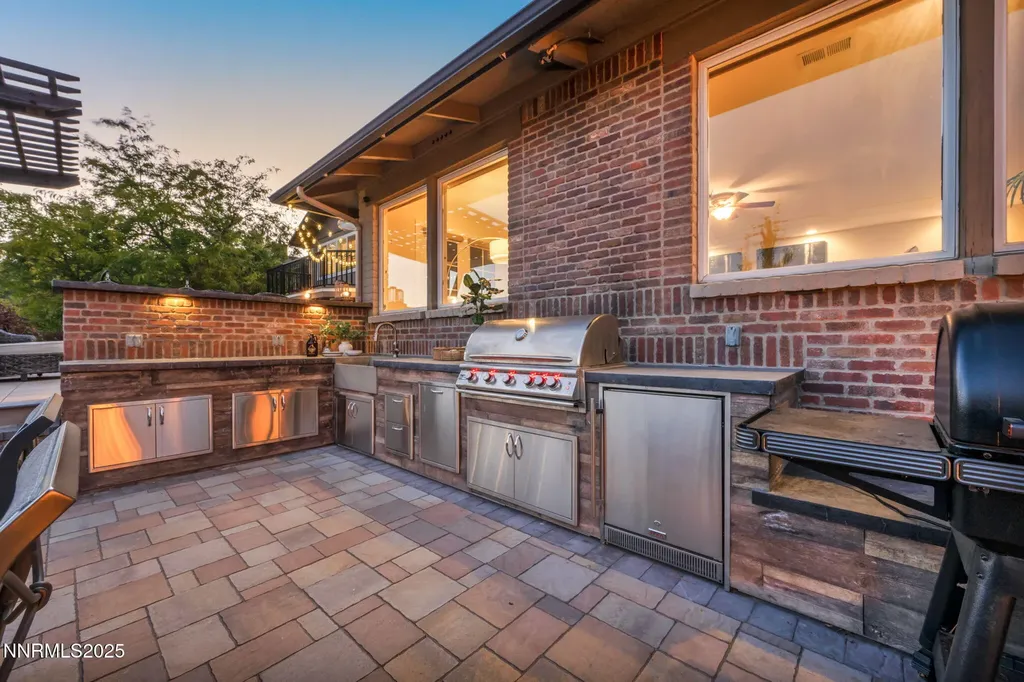 2360 Pioneer Reno NV 89509