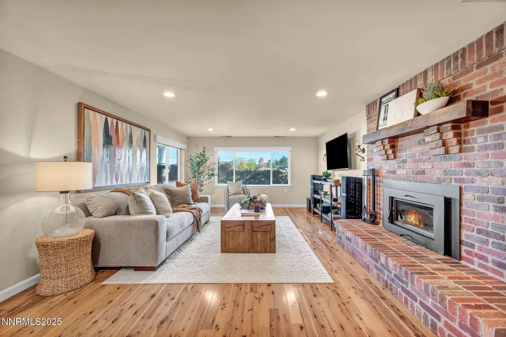 2360 Pioneer Reno NV 89509