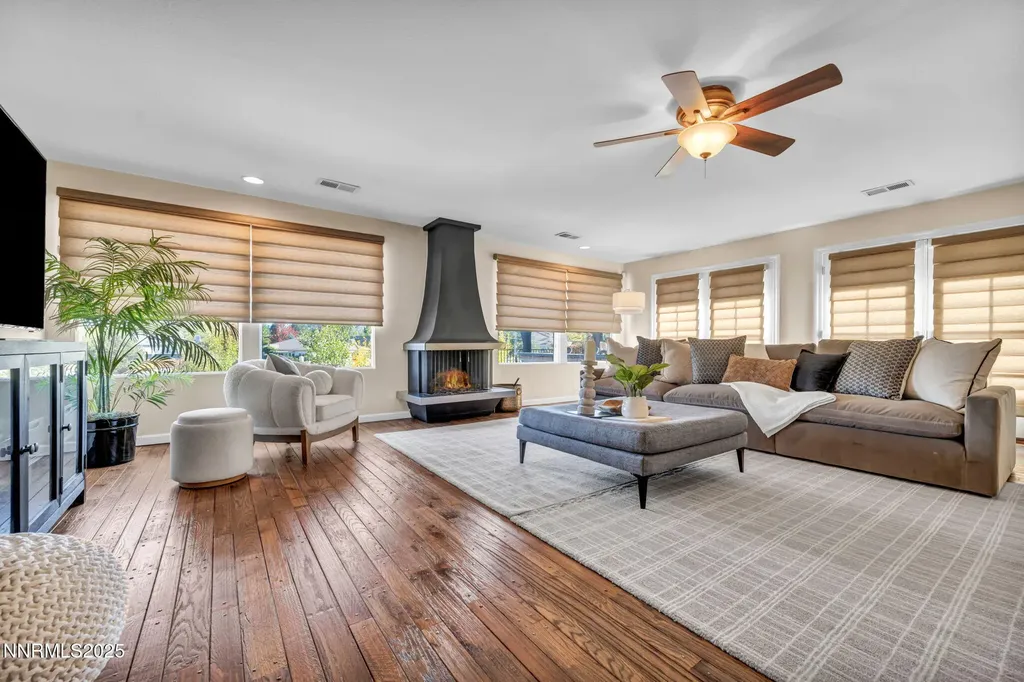2360 Pioneer Reno NV 89509