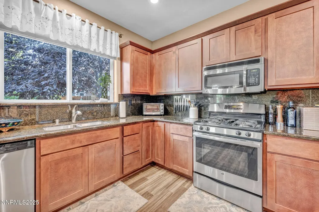1707 Monticello Minden NV 89423