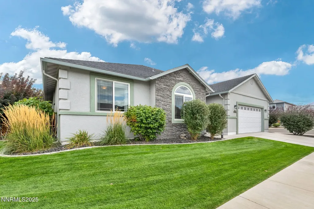 1707 Monticello Minden NV 89423