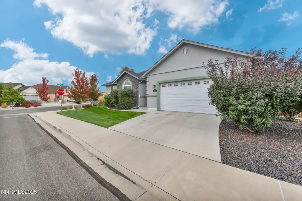 1707 Monticello Minden NV 89423