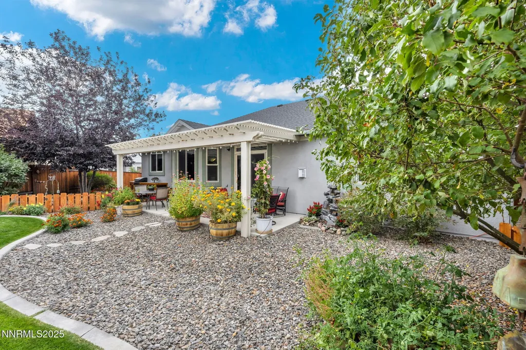 1707 Monticello Minden NV 89423