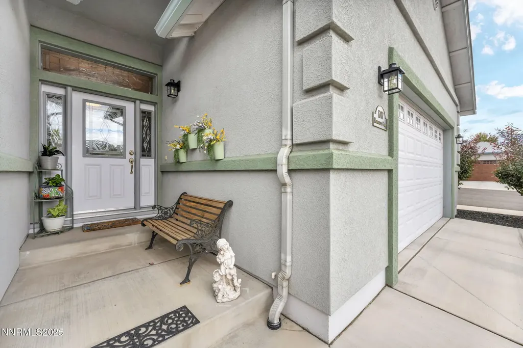 1707 Monticello Minden NV 89423