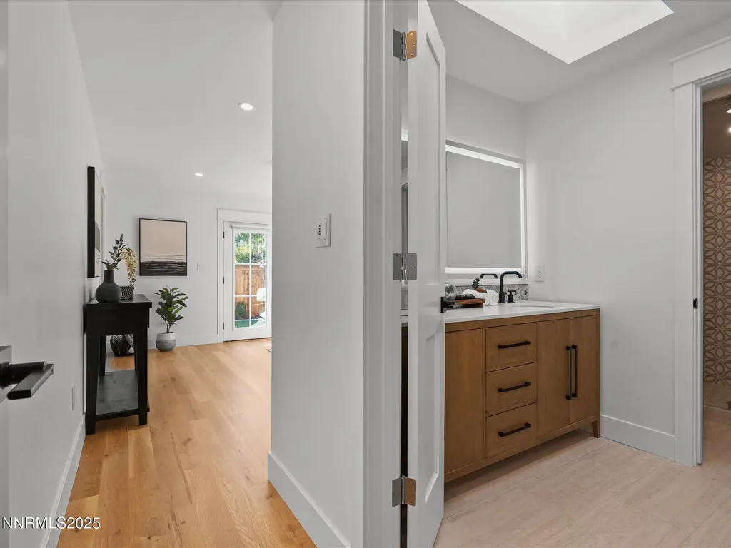 1245 Sharon Reno NV 89509
