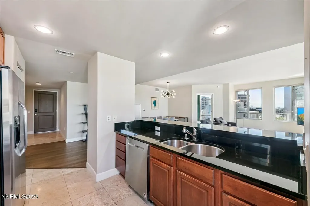 50 Sierra Reno NV 89501