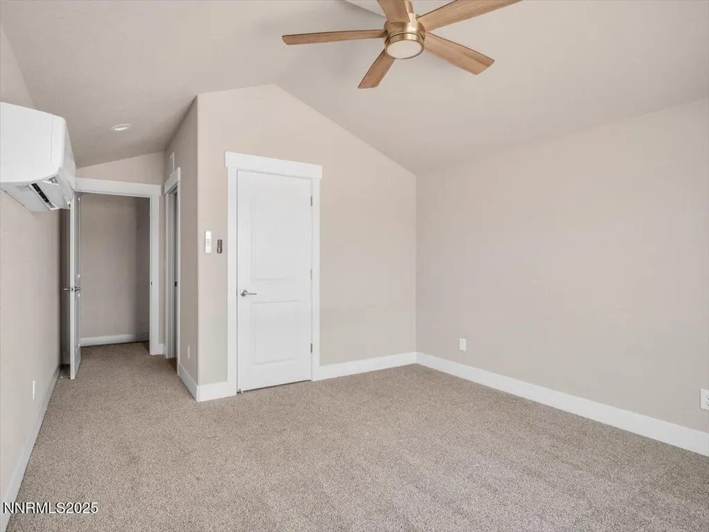 2765 Squires Minden NV 89423