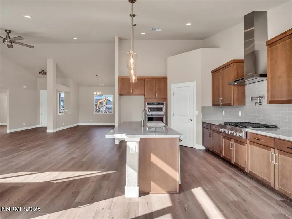 2765 Squires Minden NV 89423
