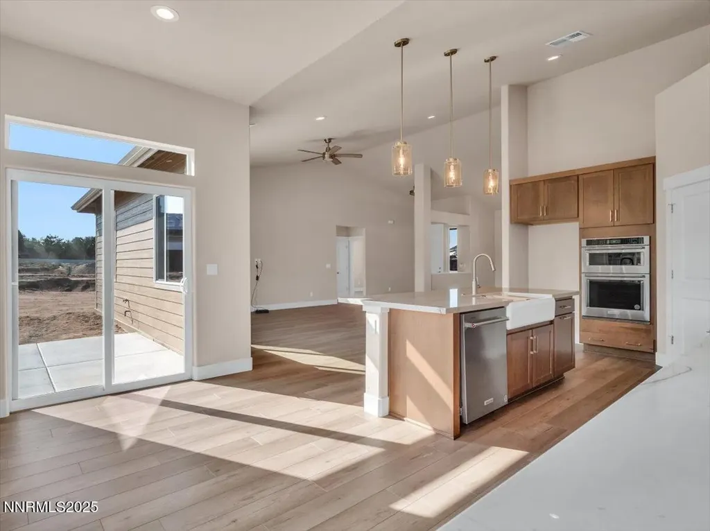 2765 Squires Minden NV 89423