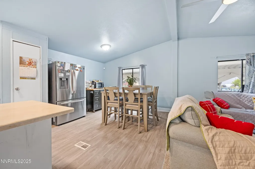2735 Daffodil Reno NV 89512