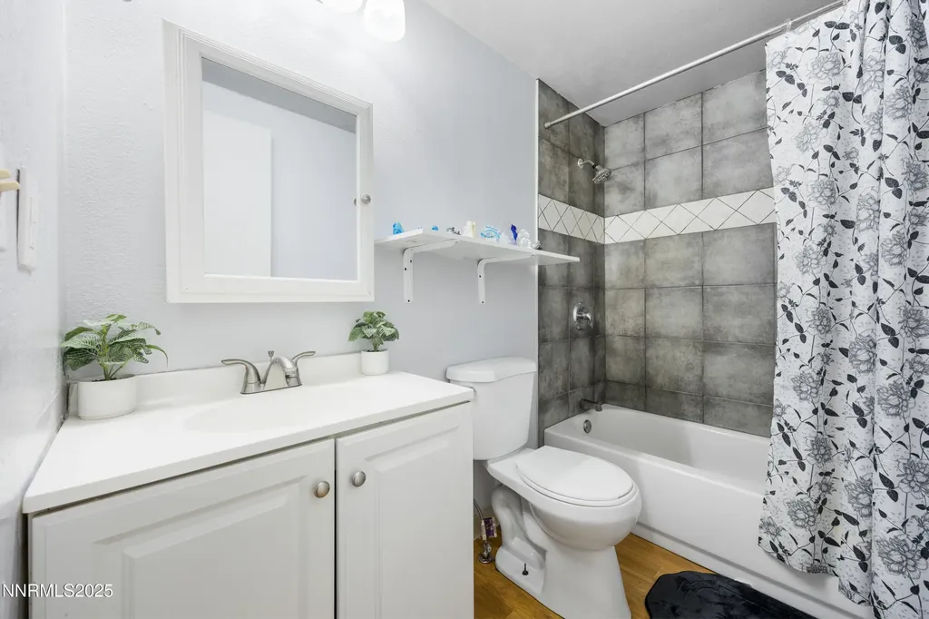 2735 Daffodil Reno NV 89512