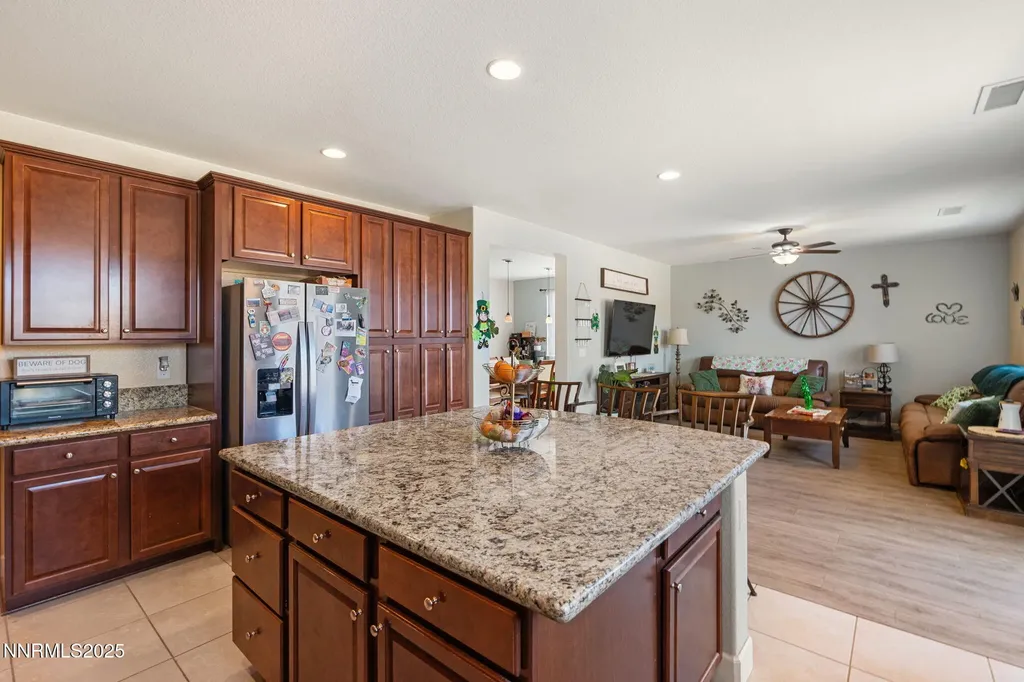 2780 Tobiano Reno NV 89521