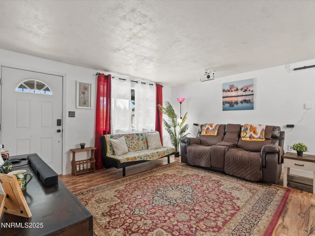 1108 Tamarisk Carson City NV 89701