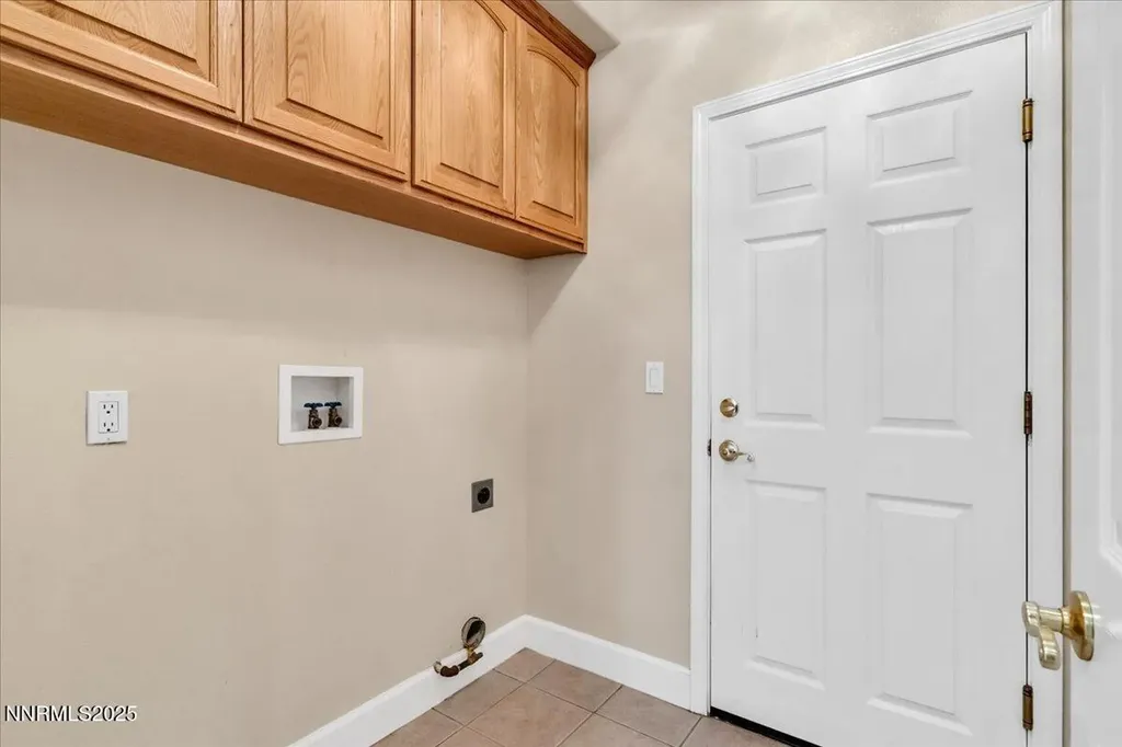 2639 Wildhorse Minden NV 89423