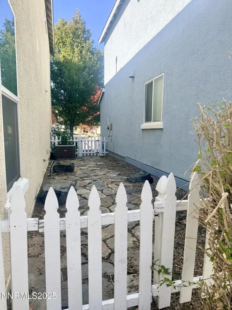2040 Alamo Square Reno NV 89509