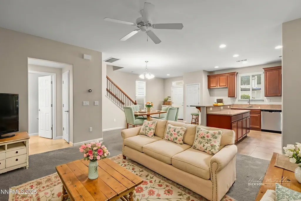 2040 Alamo Square Reno NV 89509