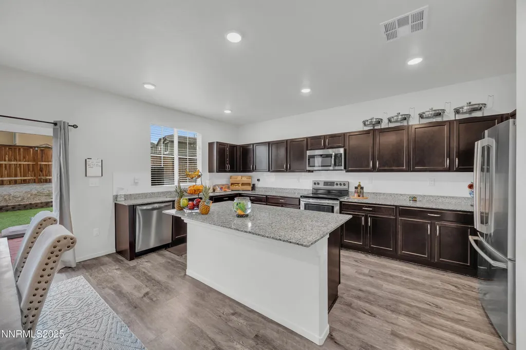 9758 Pelican Pointe Reno NV 89506