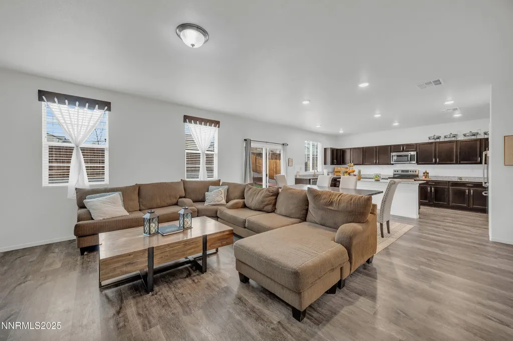 9758 Pelican Pointe Reno NV 89506