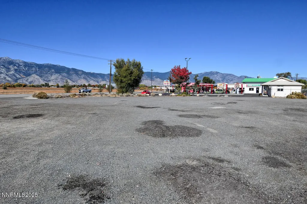 1277 U.s. Highway 395 Gardnerville NV 89410