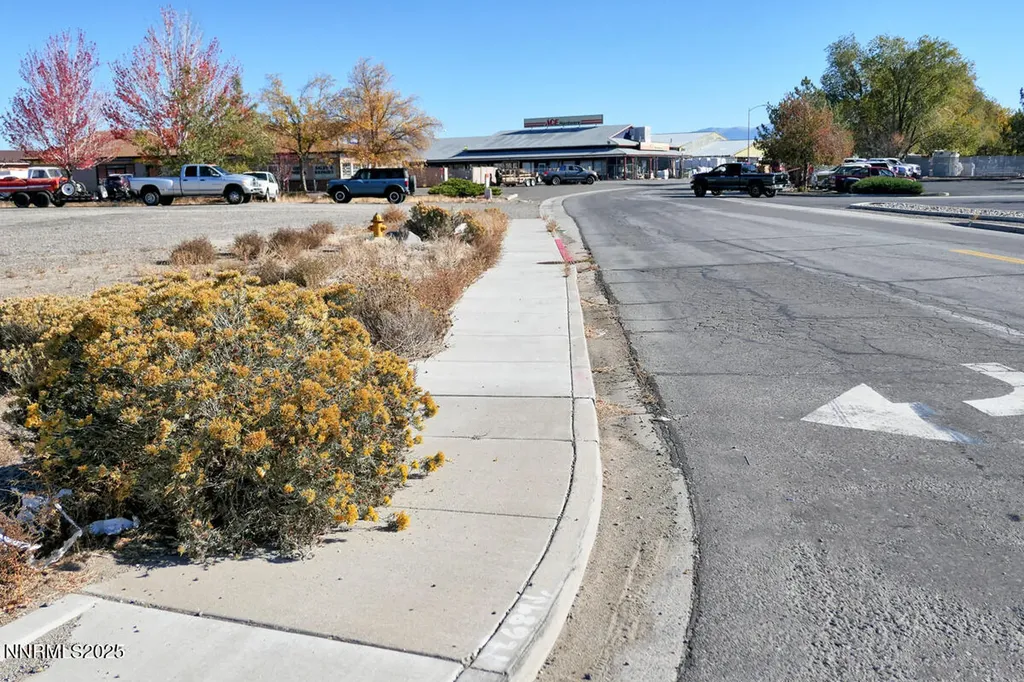 1277 U.s. Highway 395 Gardnerville NV 89410
