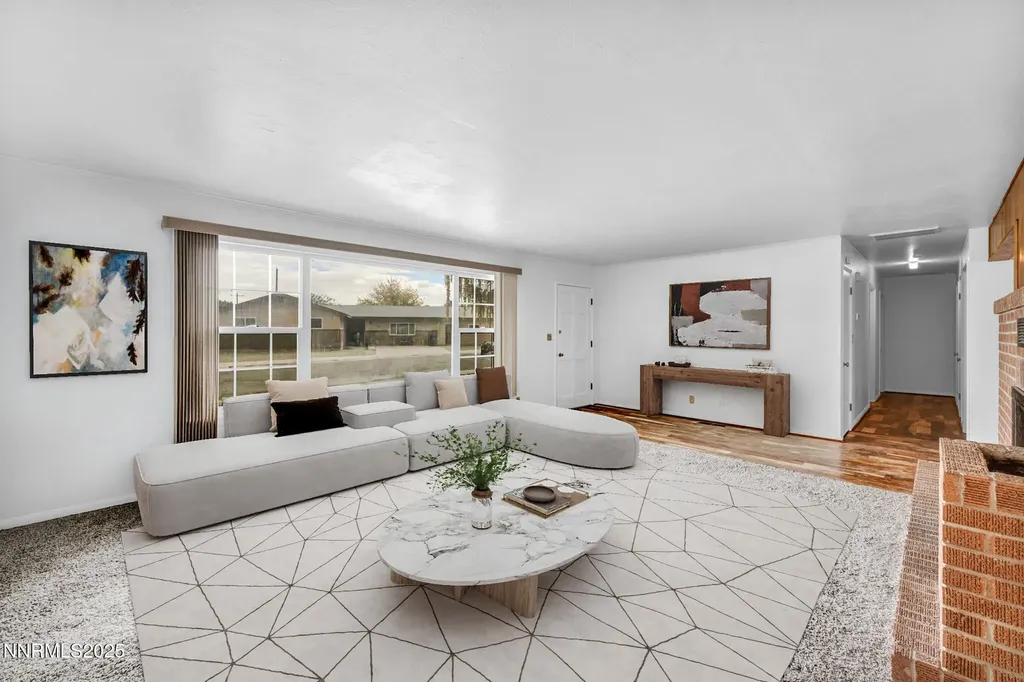 307 California Yerington NV 89447