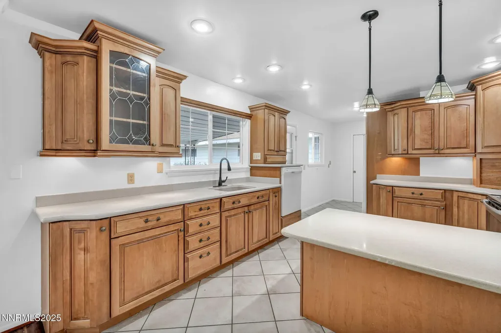 307 California Yerington NV 89447